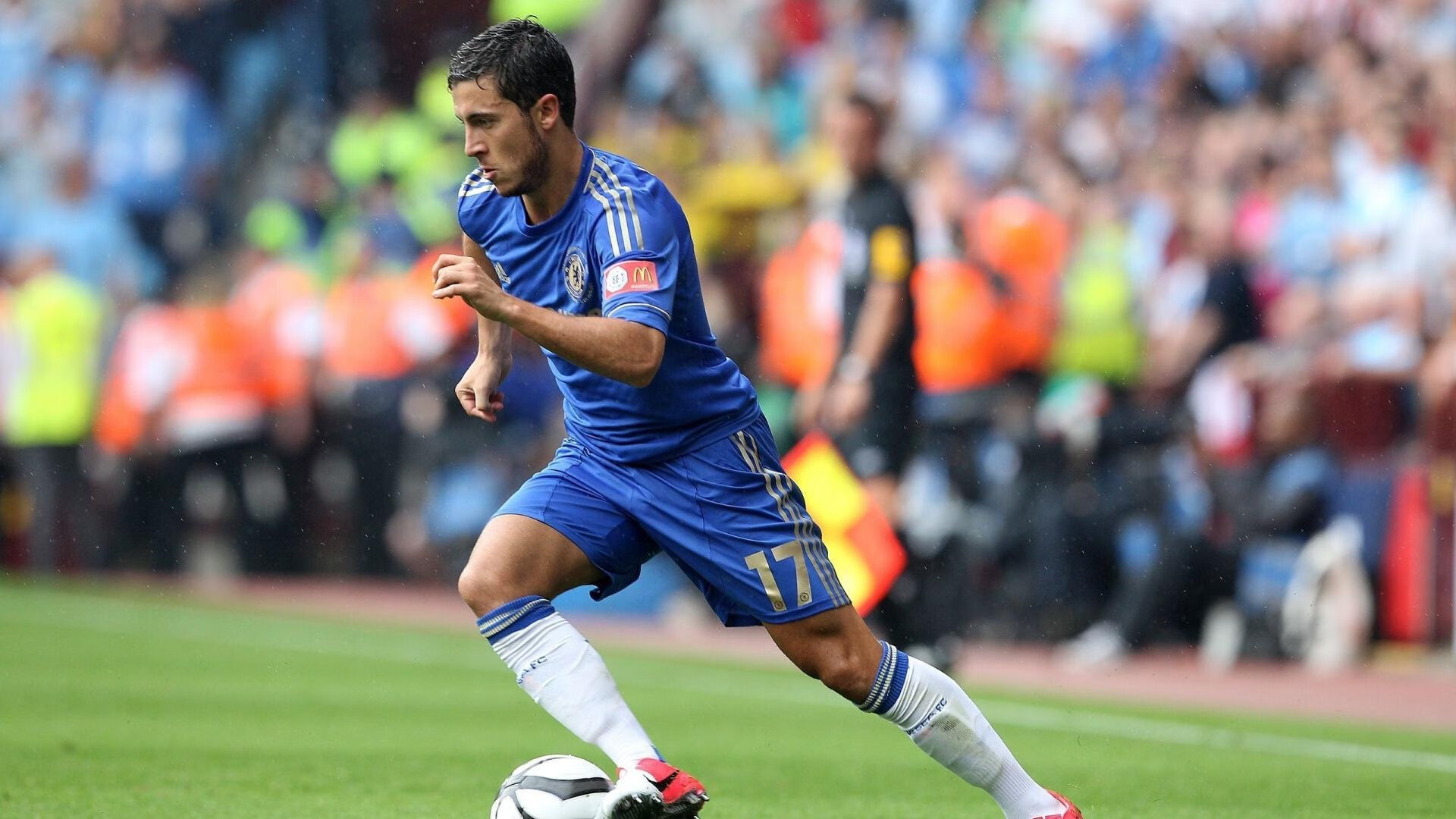 范戴克状态火热,苏格兰踏平芬兰,绿茵场上的维京风暴