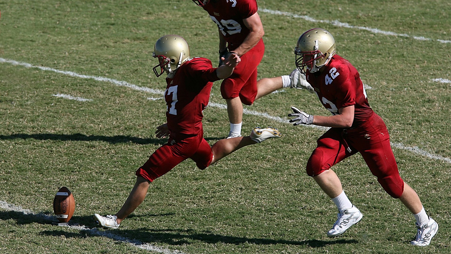马丁内利一剑封喉，葡萄牙提前终结悬念送厄瓜多尔出局
